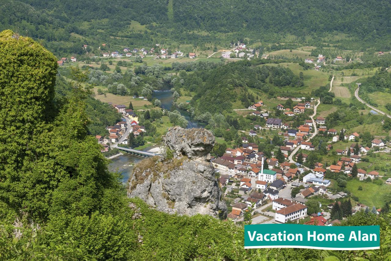 Vacation Home Alan Kulen Vakuf Exterior foto